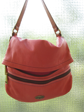 salmon-fossil-purse