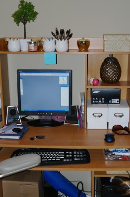 desk-clutter