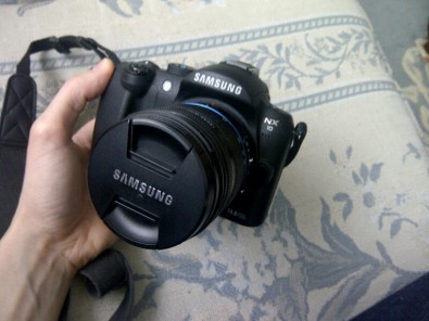 samsung-nx10