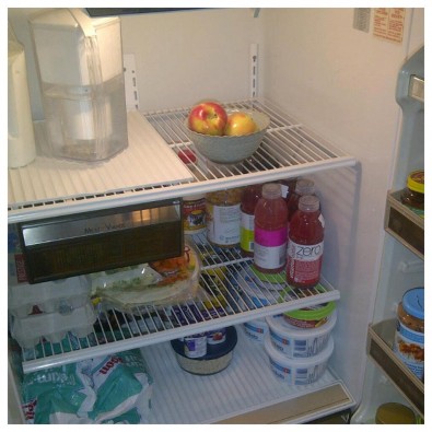 clean fridge