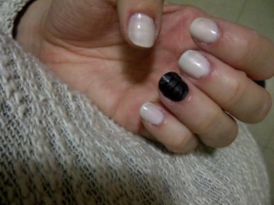 nails