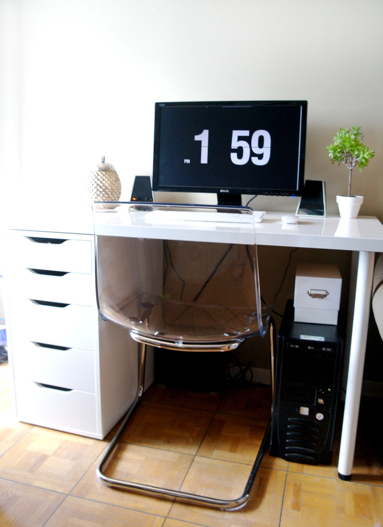 ikea-desk