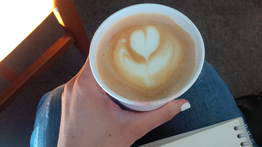 Chromatic-latte-art