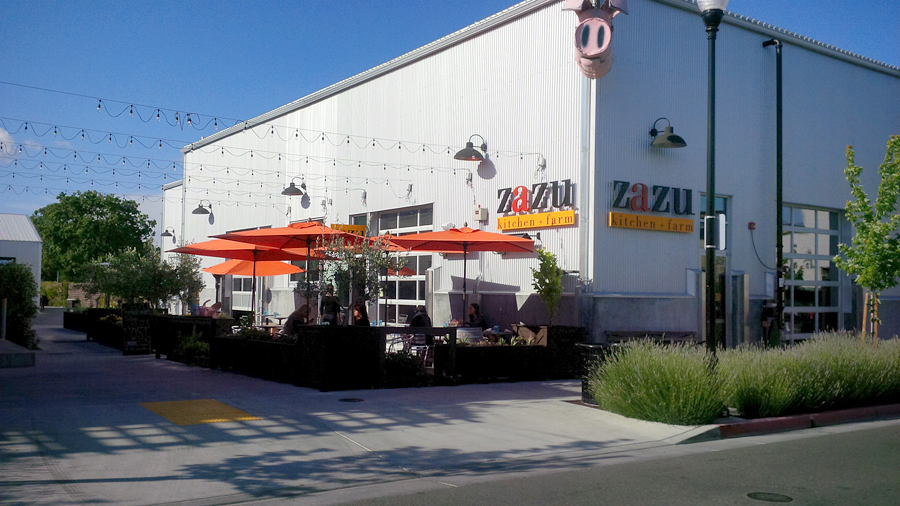Zazu-Kitchen-patio
